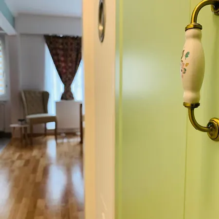 Rustic Ii سراييفو